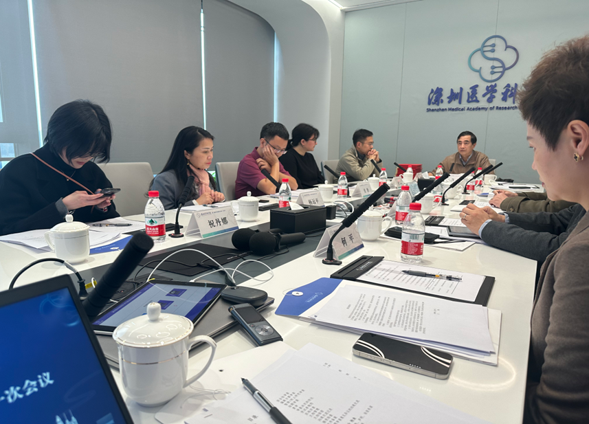 肖平博士在会上阐述医学伦理的内涵以及在科研中的关键作用 肖平博士在会上阐述医学伦理的内涵以及在科研中的关键作用